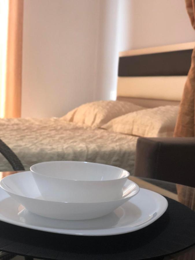 Apartamenti: Silk, Shengjin Bagian luar foto